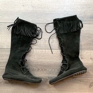 Almost brand new black Minnetonka knee high fringe lace up boots, size 8